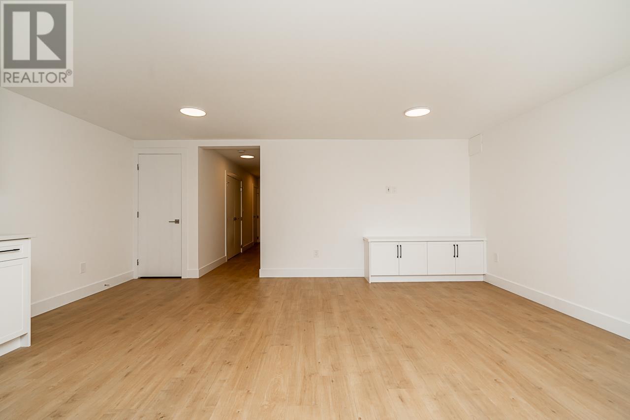 7531 Mary Avenue, Burnaby, British Columbia  V3N 3G4 - Photo 20 - R2976840