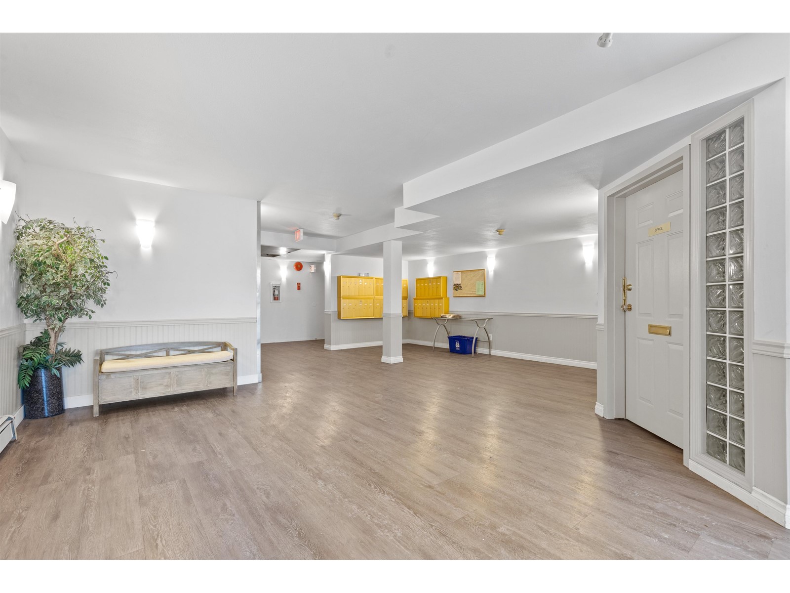 Property at 205 45702 WATSON ROAD image 3