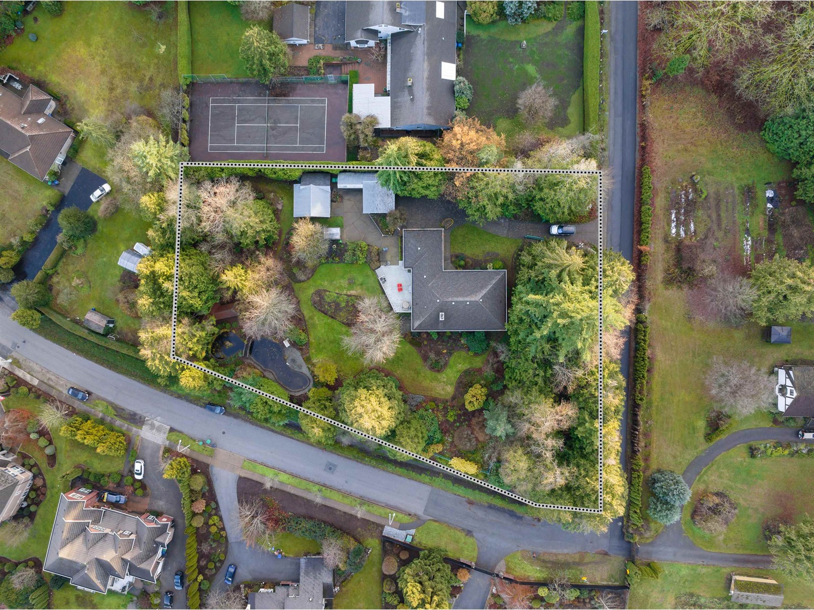 Property at 10276 173 STREET image 3