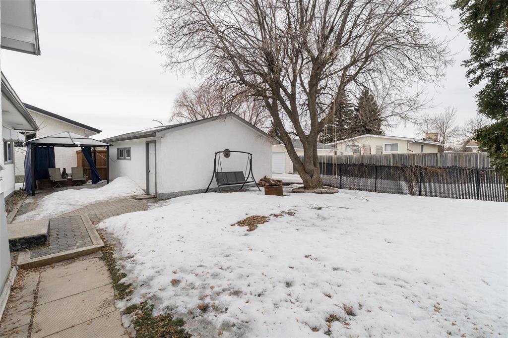10 Orchard Lane, Winnipeg, Manitoba  R2J 3C5 - Photo 18 - 202502559