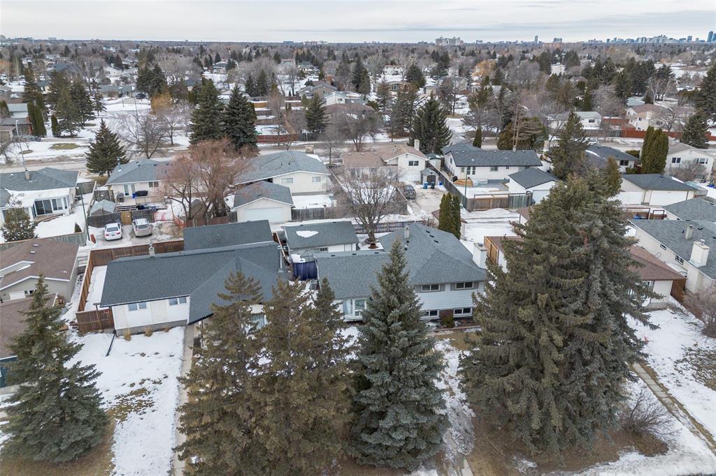 10 Orchard Lane, Winnipeg, Manitoba  R2J 3C5 - Photo 32 - 202502559