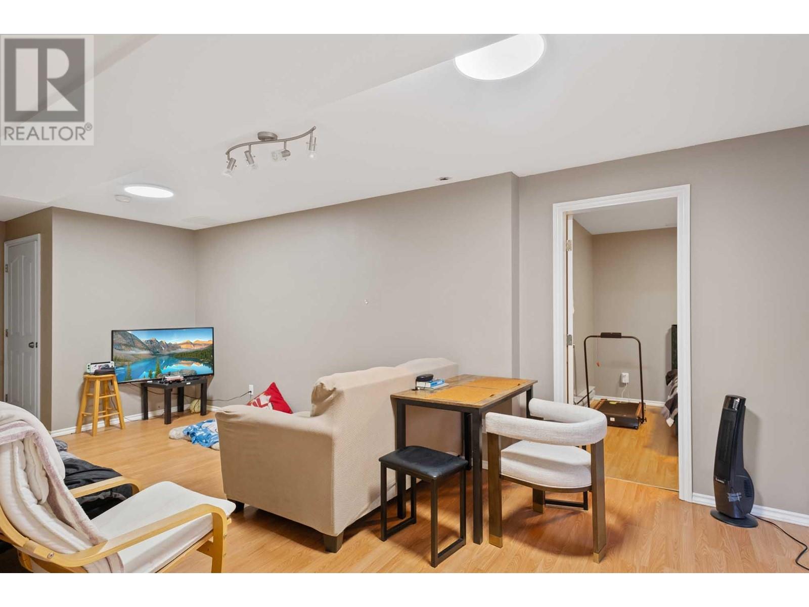 452 Glen Pine Court Unit# 9, Kelowna, British Columbia  V1V 1W7 - Photo 25 - 10337077