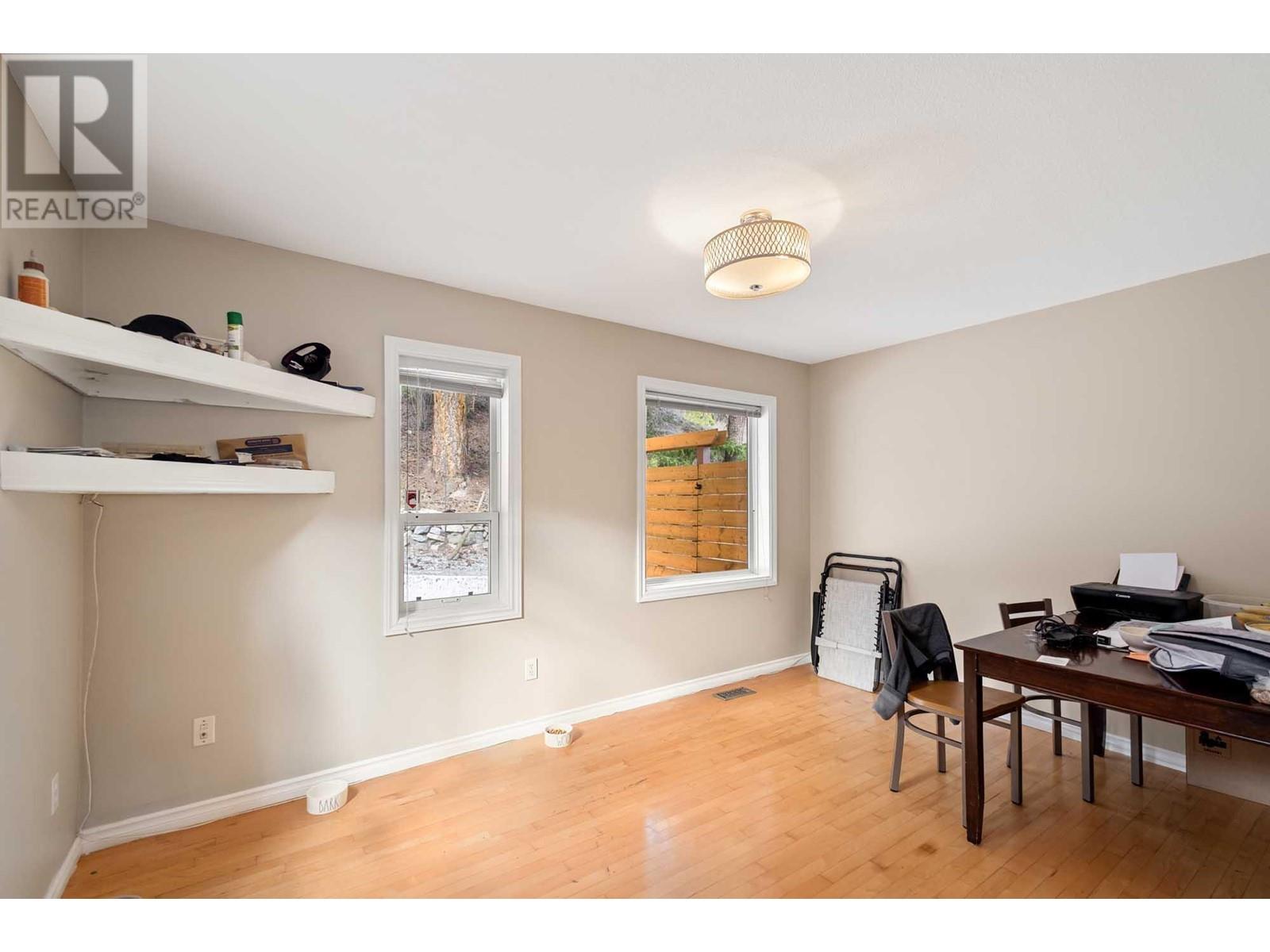 452 Glen Pine Court Unit# 9, Kelowna, British Columbia  V1V 1W7 - Photo 8 - 10337077