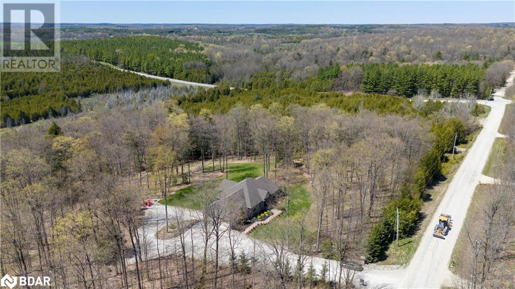 414498 Baseline Road, West Grey, Ontario  N0C 1H0 - Photo 1 - 40706017