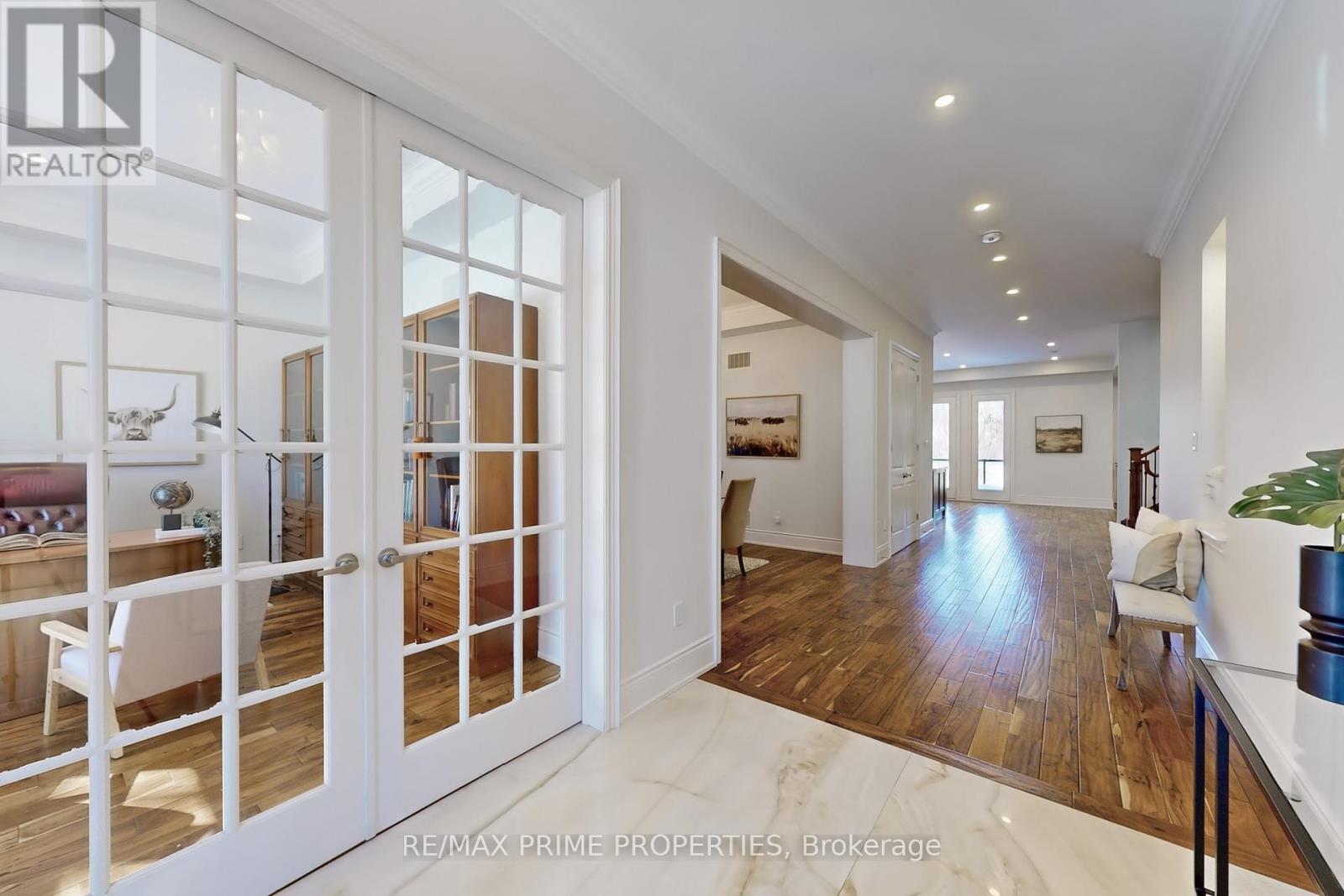 Property at 110 SNIVELY STREET image 4