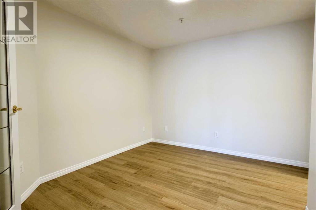 211, 7239 Sierra Morena Boulevard Sw, Calgary, Alberta  T3H 3L7 - Photo 19 - A2198629