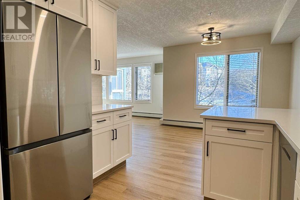 211, 7239 Sierra Morena Boulevard Sw, Calgary, Alberta  T3H 3L7 - Photo 8 - A2198629