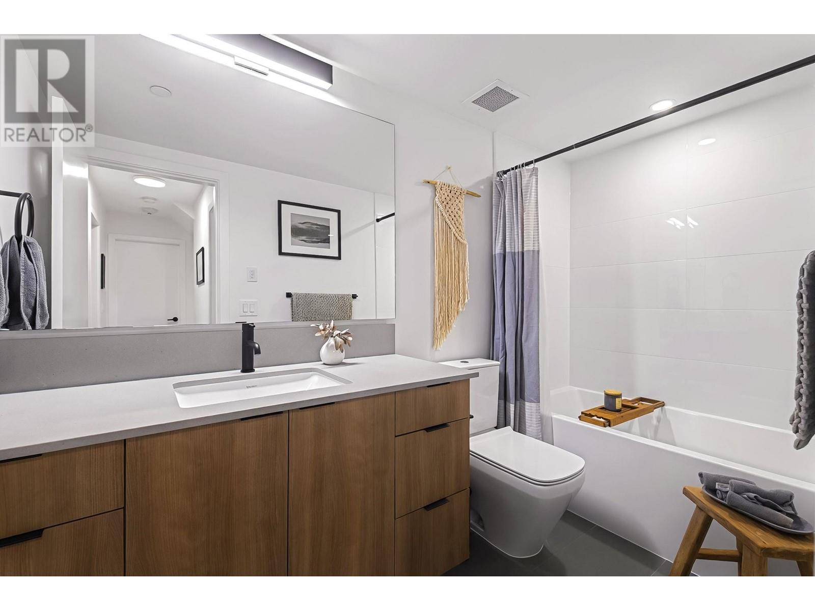 35 533 E 3rd Street, North Vancouver, British Columbia  V7L 1G4 - Photo 25 - R2962862