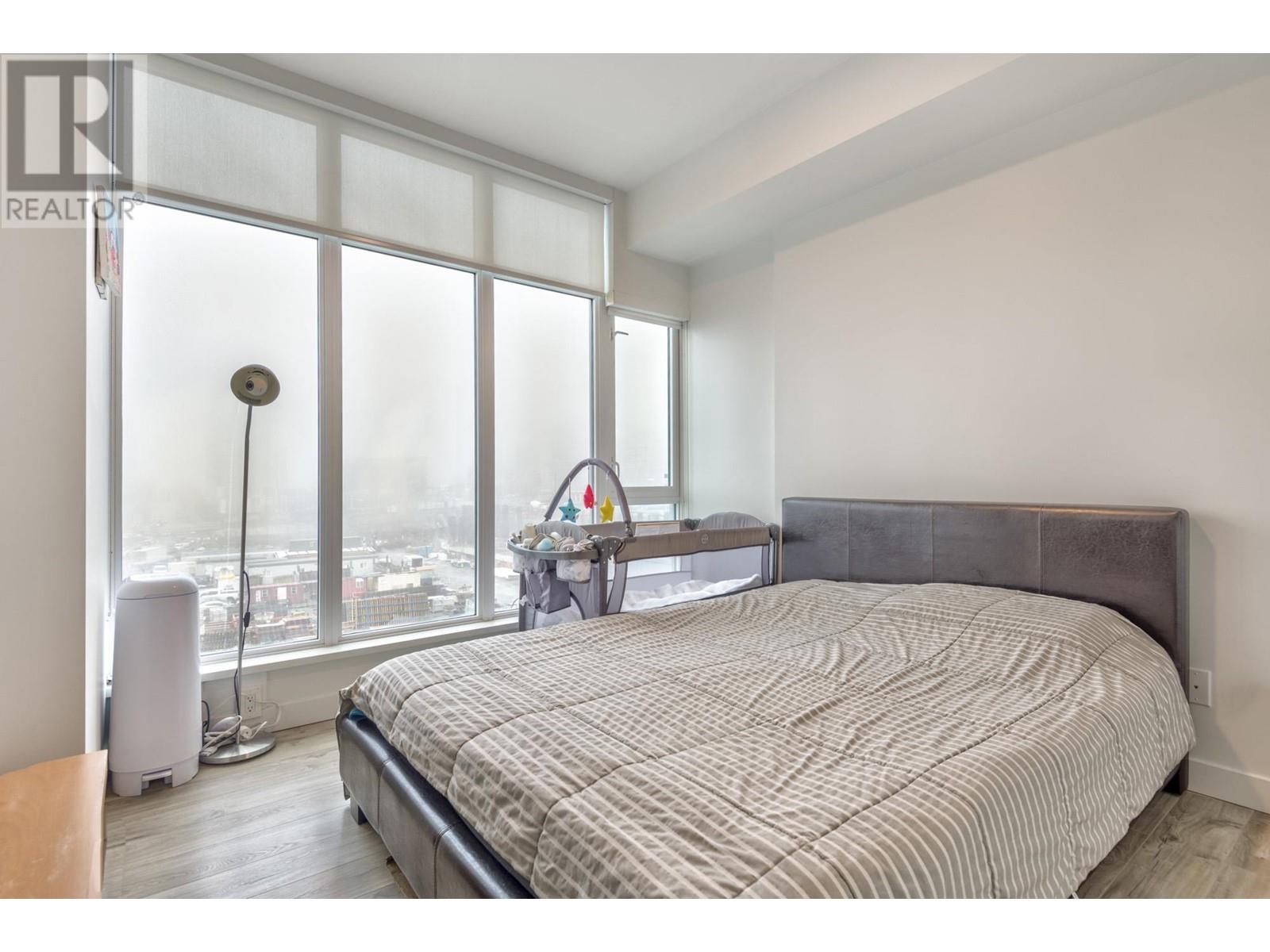 Listing Picture 18 of 26 : 603 2288 ALPHA AVENUE, Burnaby / 本拿比 - 魯藝地產 Yvonne Lu Group - MLS Medallion Club Member