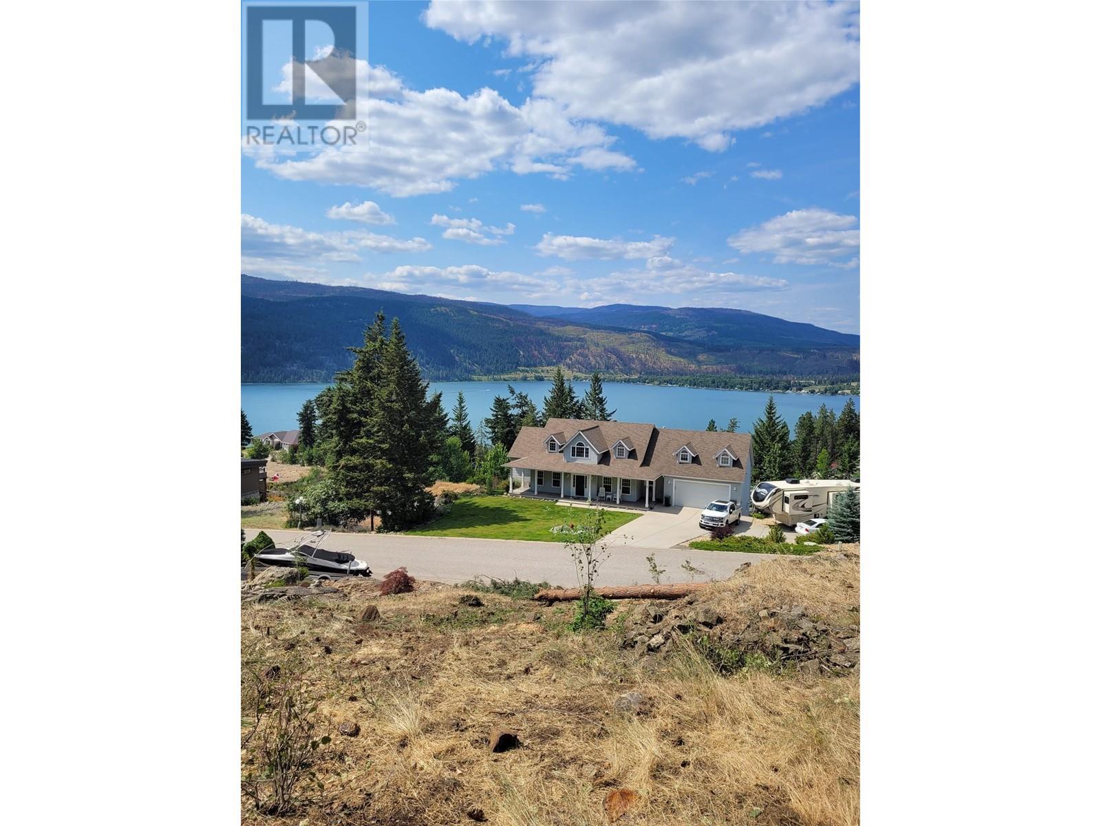Property at 52 Peregrine Way image 1