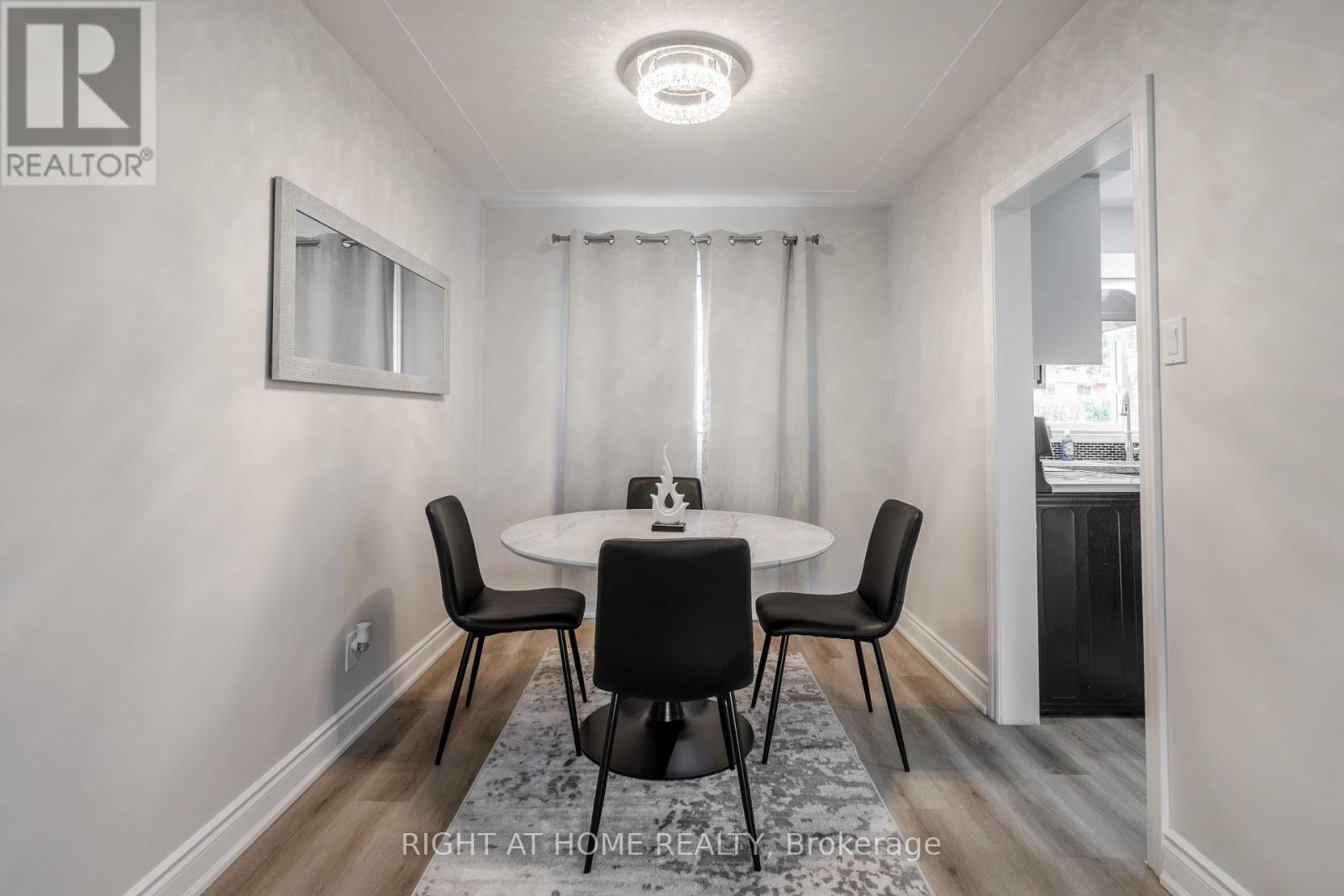 Main Floor - 228 King Edward Avenue, London South (South J), Ontario  N5Z 3T7 - Photo 7 - X12015884