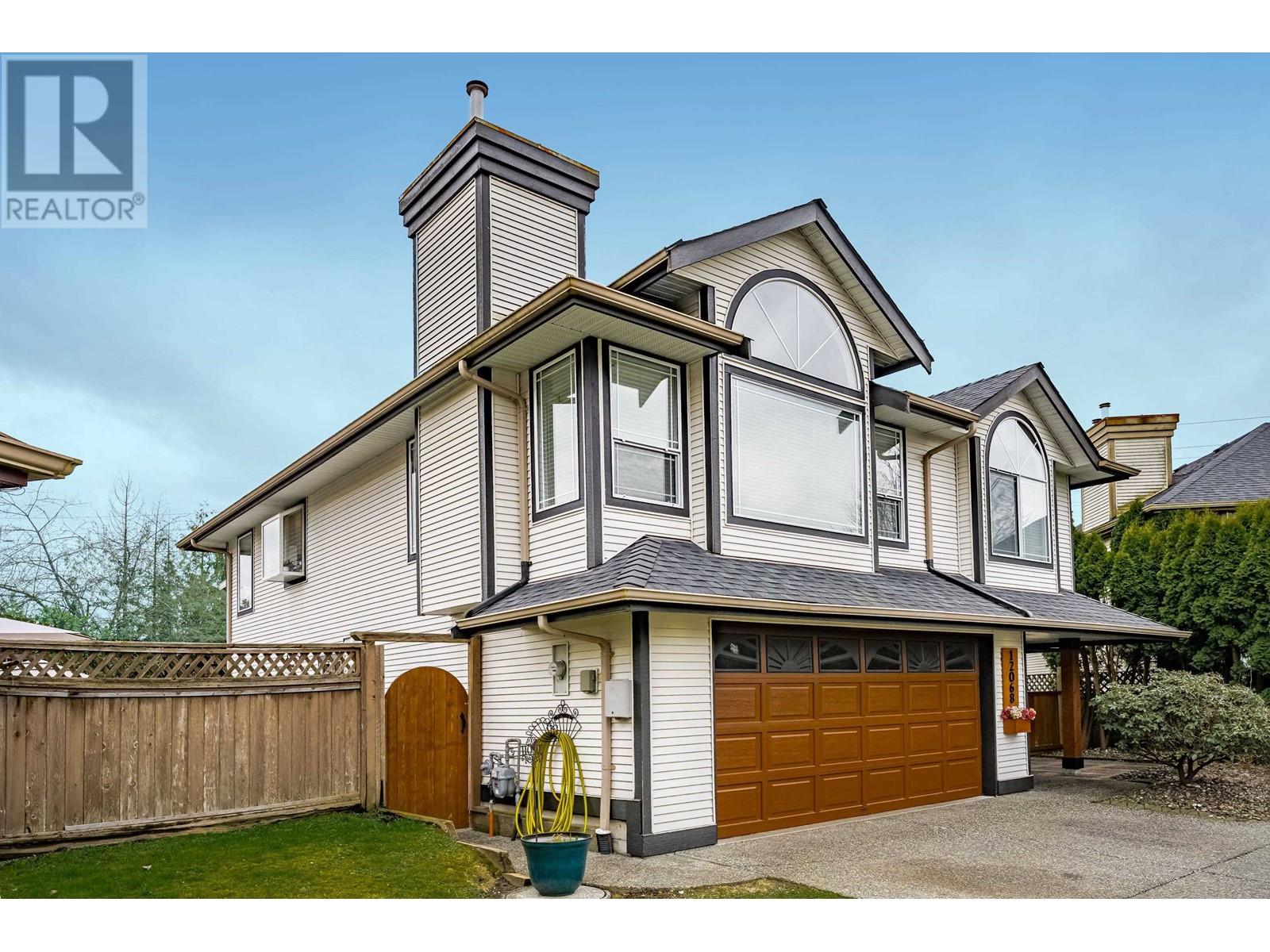 12068 204b Street, Maple Ridge, British Columbia  V2X 1A9 - Photo 2 - R2976350
