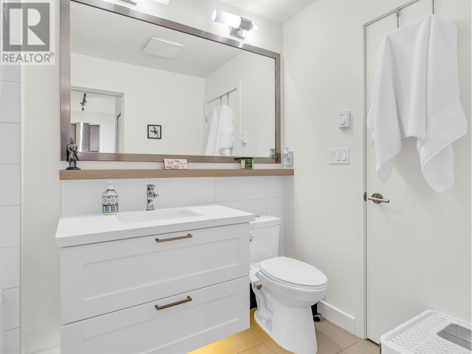 412 611 Regan Avenue, Coquitlam, British Columbia  V3J 0E5 - Photo 13 - R2977201