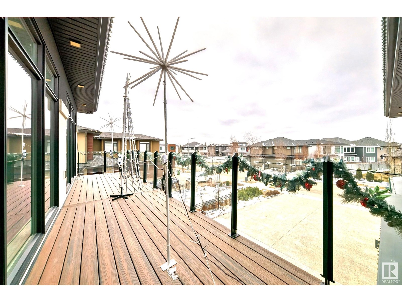 Property at 4129 CAMERON HEIGHTS PT NW image 3