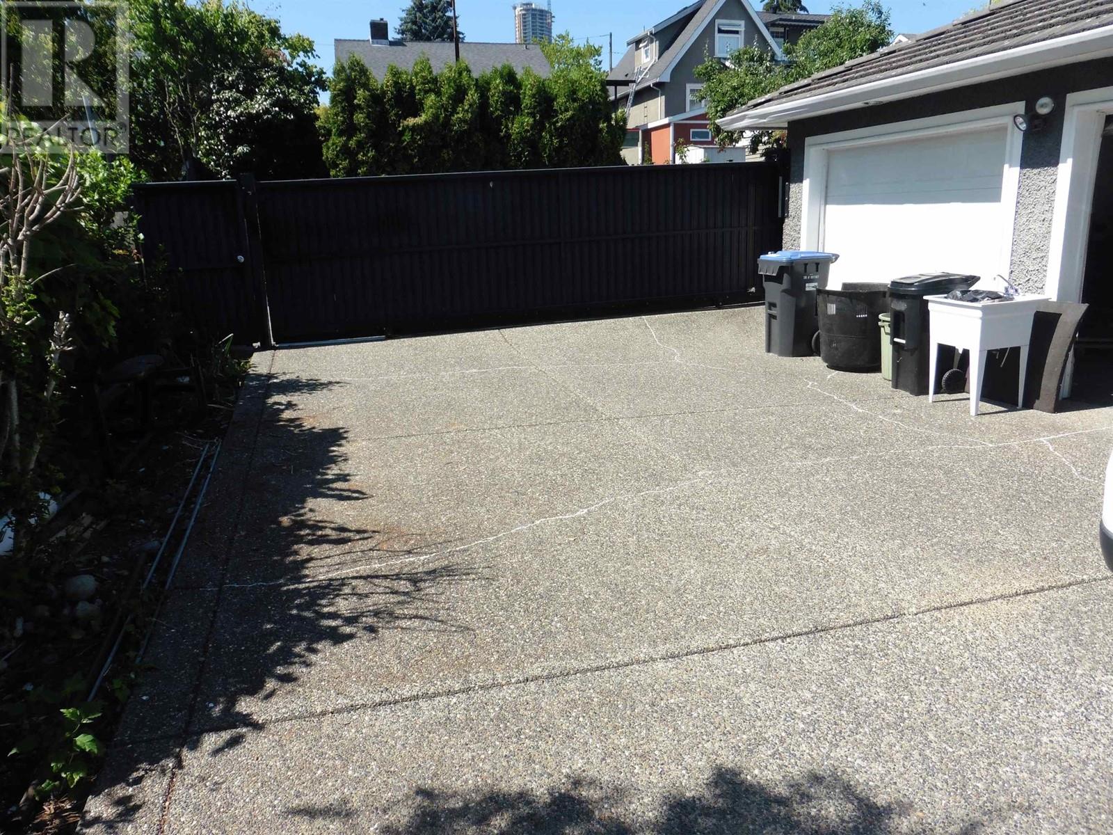 1819 Hamilton Street, New Westminster, British Columbia  V3M 2P3 - Photo 39 - R2977160