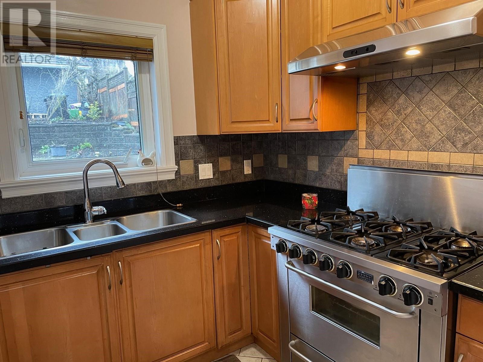 1819 Hamilton Street, New Westminster, British Columbia  V3M 2P3 - Photo 11 - R2977160