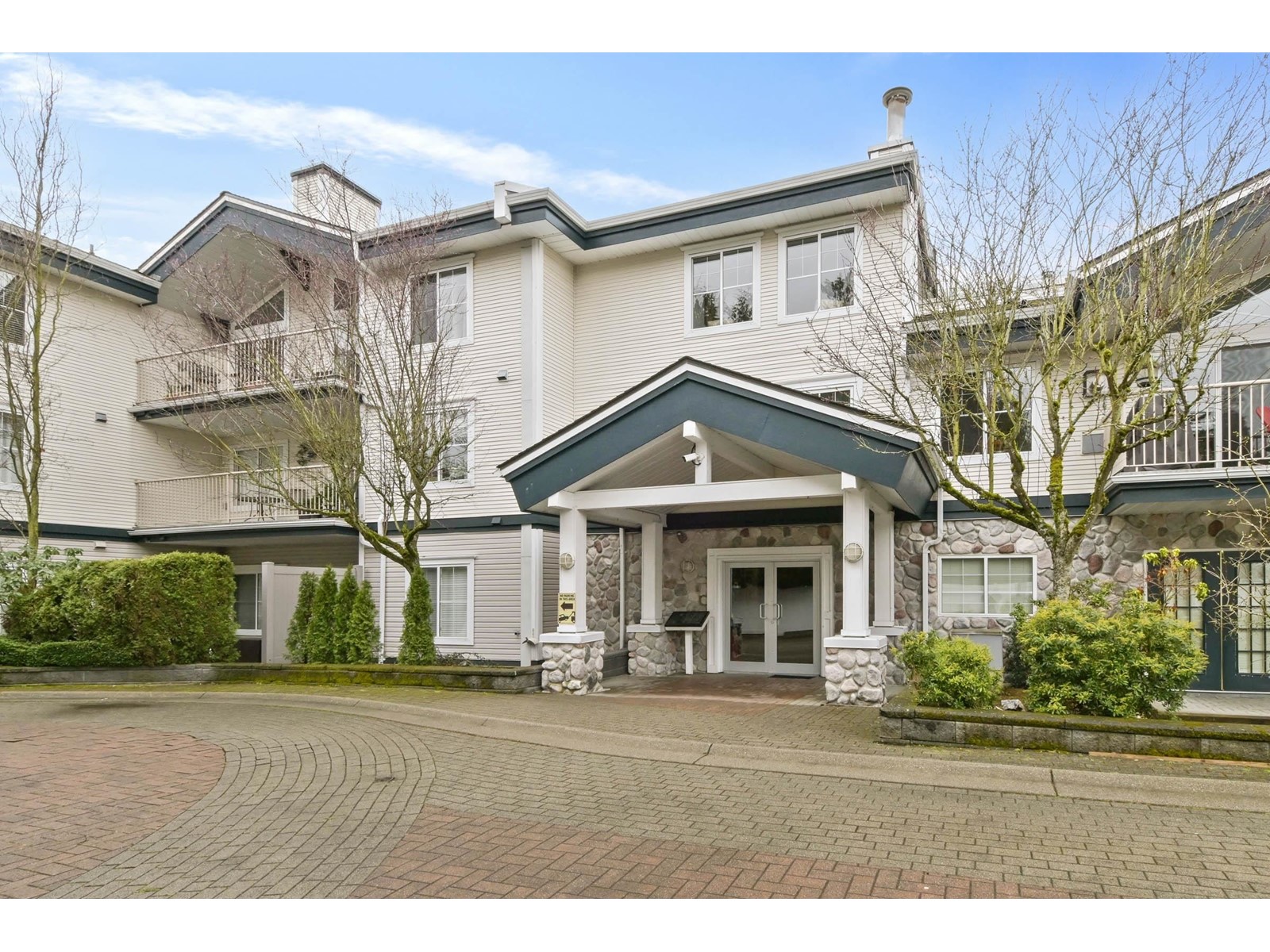 103 15298 20 AVENUE, surrey, British Columbia