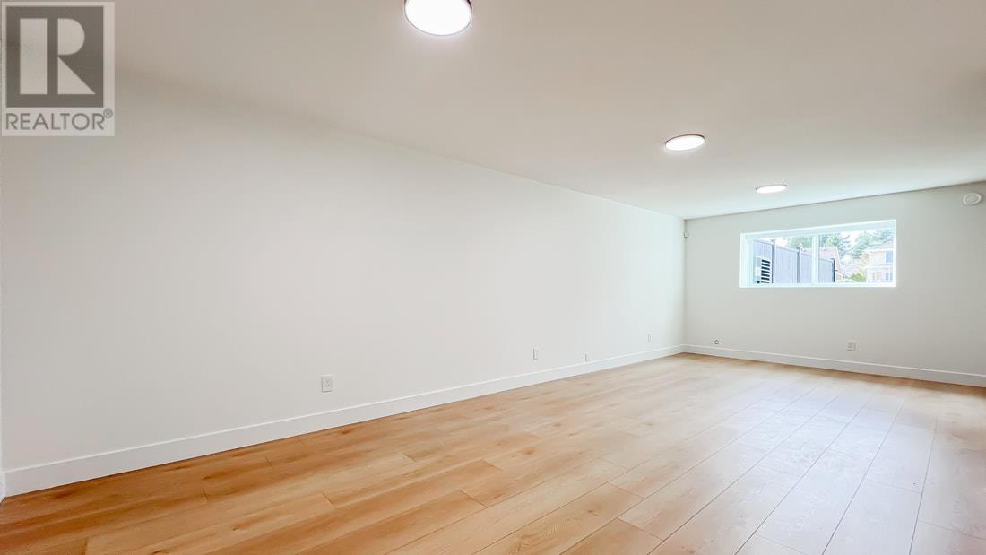 1 7237 Jubilee Avenue, Burnaby, British Columbia  V5J 4B5 - Photo 35 - R2971472