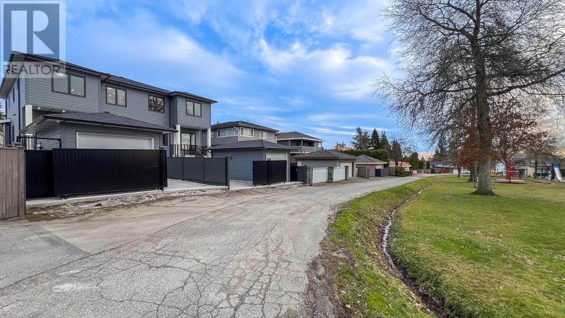 1 7237 Jubilee Avenue, Burnaby, British Columbia  V5J 4B5 - Photo 40 - R2971472