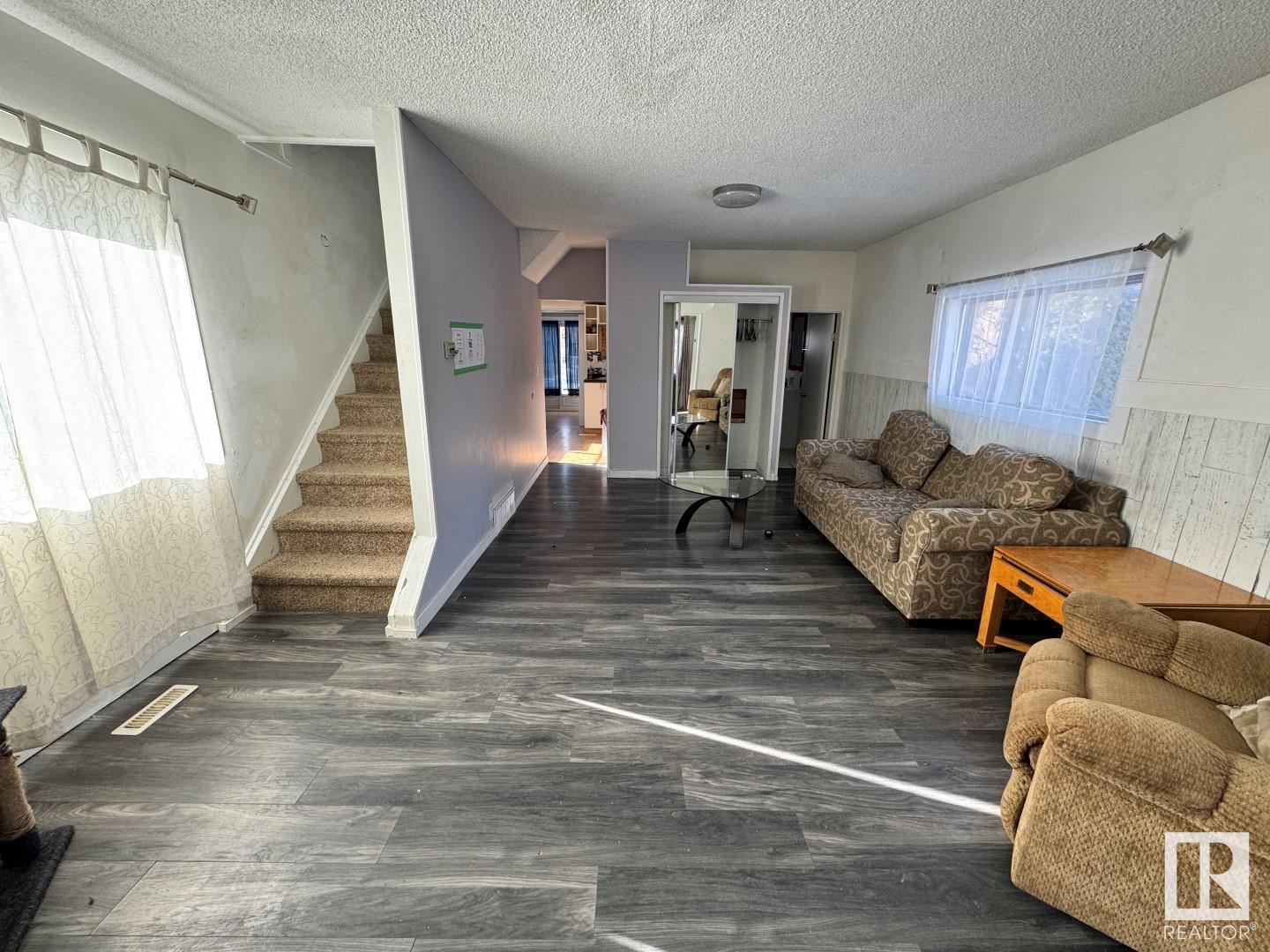 11928 68 St Nw, Edmonton, Alberta  T5B 1P7 - Photo 2 - E4425170