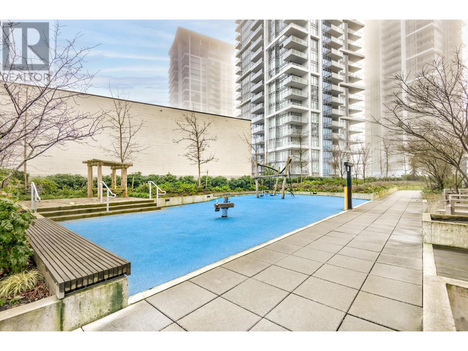 Listing Picture 24 of 26 : 603 2288 ALPHA AVENUE, Burnaby / 本拿比 - 魯藝地產 Yvonne Lu Group - MLS Medallion Club Member