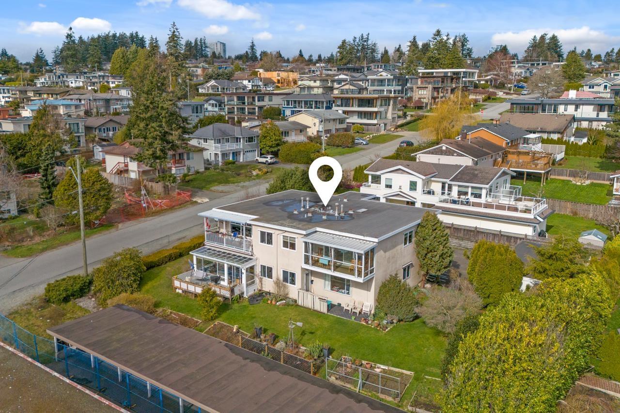 4 1040 Parker Street, White Rock, British Columbia  V4B 4R7 - Photo 3 - R2977265
