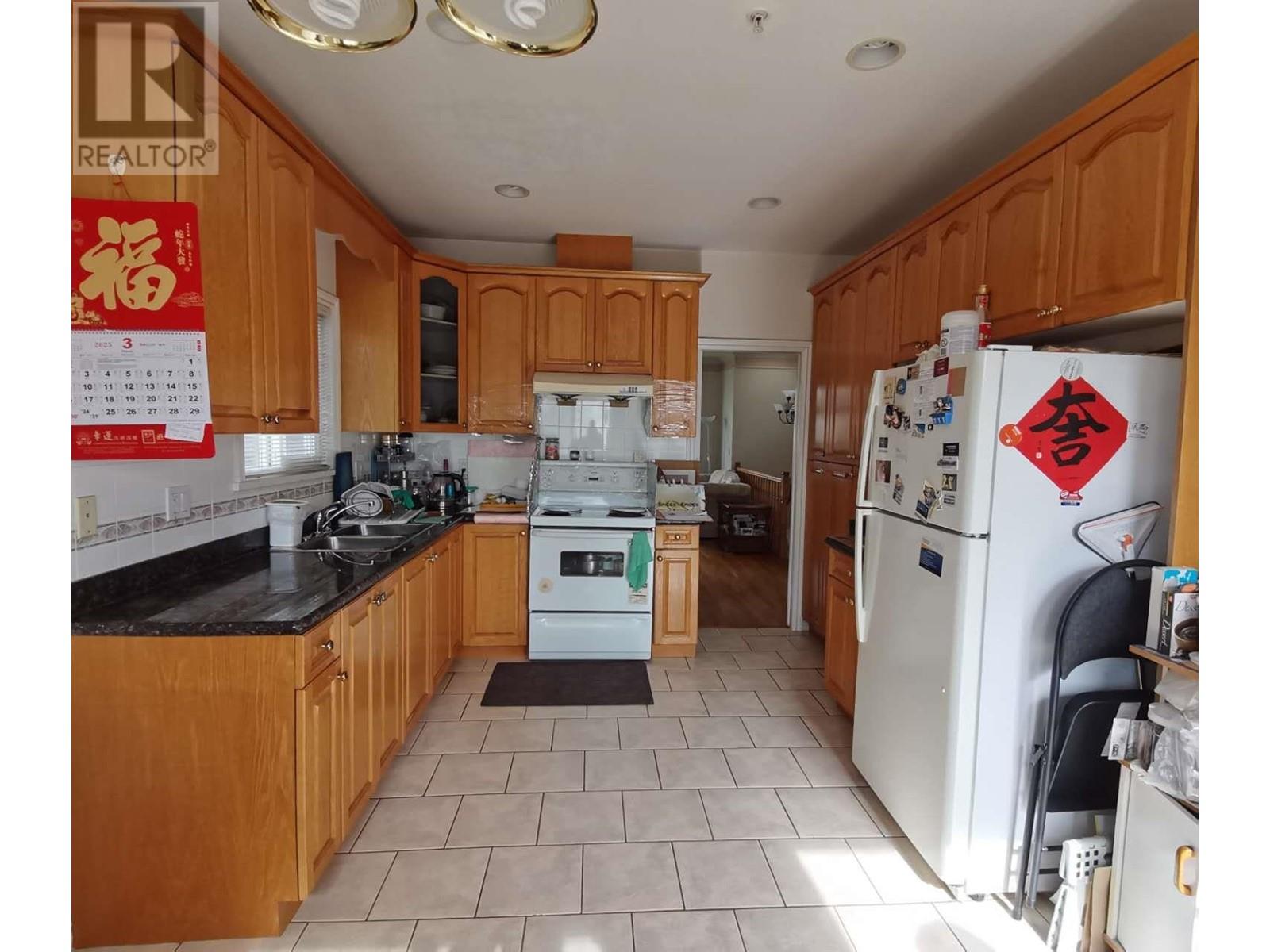 Listing Picture 5 of 20 : 2722 VENABLES STREET, Vancouver / 溫哥華 - 魯藝地產 Yvonne Lu Group - MLS Medallion Club Member