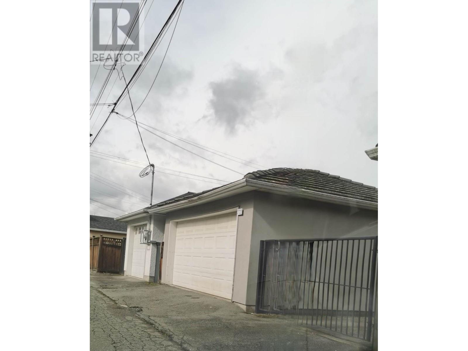 Listing Picture 16 of 20 : 2722 VENABLES STREET, Vancouver / 溫哥華 - 魯藝地產 Yvonne Lu Group - MLS Medallion Club Member