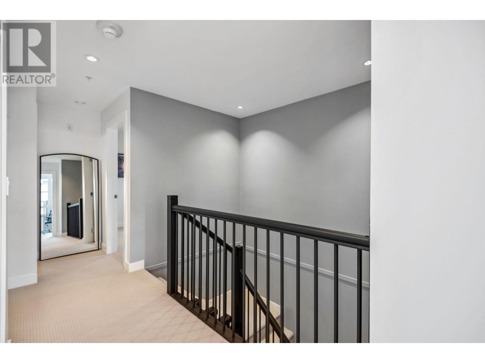Listing Picture 21 of 37 : 7 13040 NO. 2 ROAD, Richmond / 烈治文 - 魯藝地產 Yvonne Lu Group - MLS Medallion Club Member