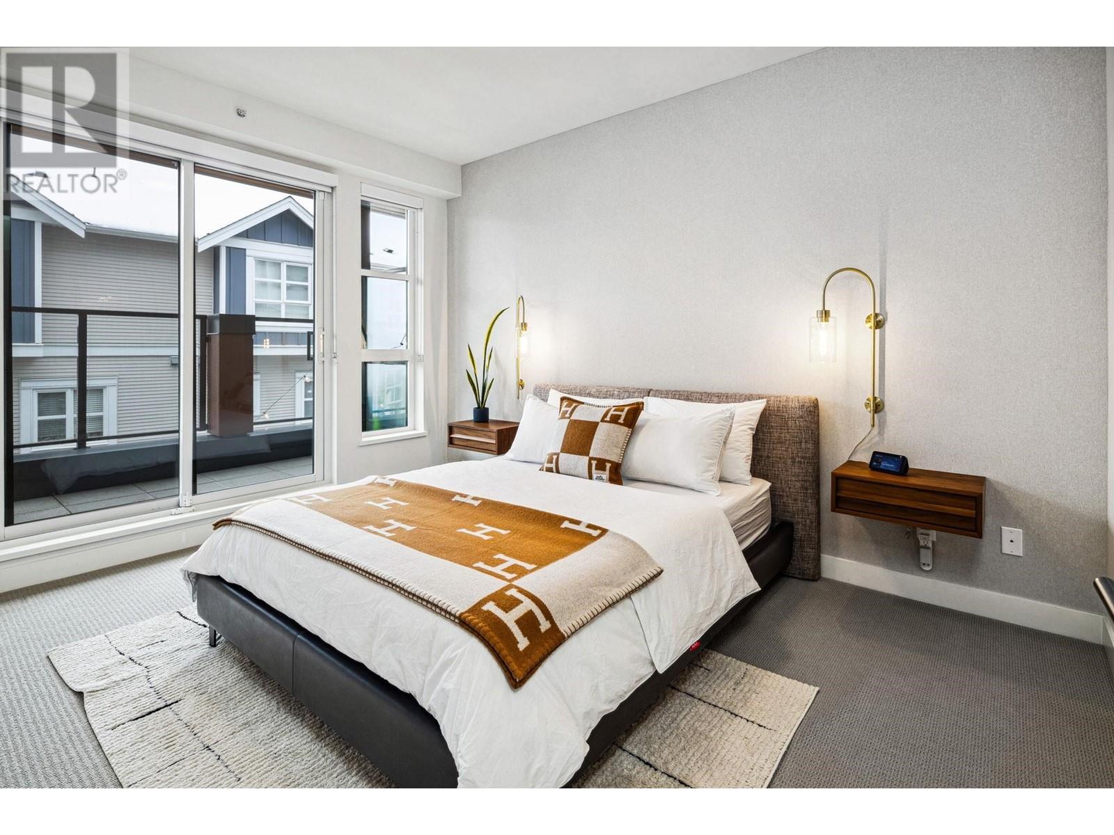 Listing Picture 22 of 37 : 7 13040 NO. 2 ROAD, Richmond / 烈治文 - 魯藝地產 Yvonne Lu Group - MLS Medallion Club Member