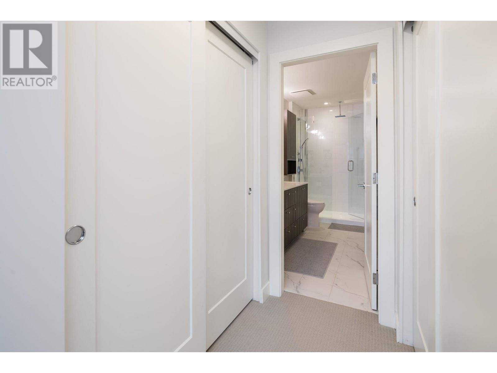 Listing Picture 23 of 37 : 7 13040 NO. 2 ROAD, Richmond / 烈治文 - 魯藝地產 Yvonne Lu Group - MLS Medallion Club Member