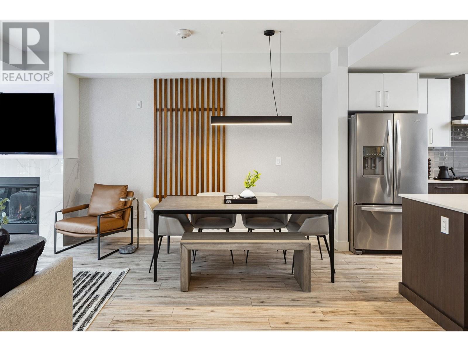 Listing Picture 9 of 37 : 7 13040 NO. 2 ROAD, Richmond / 烈治文 - 魯藝地產 Yvonne Lu Group - MLS Medallion Club Member