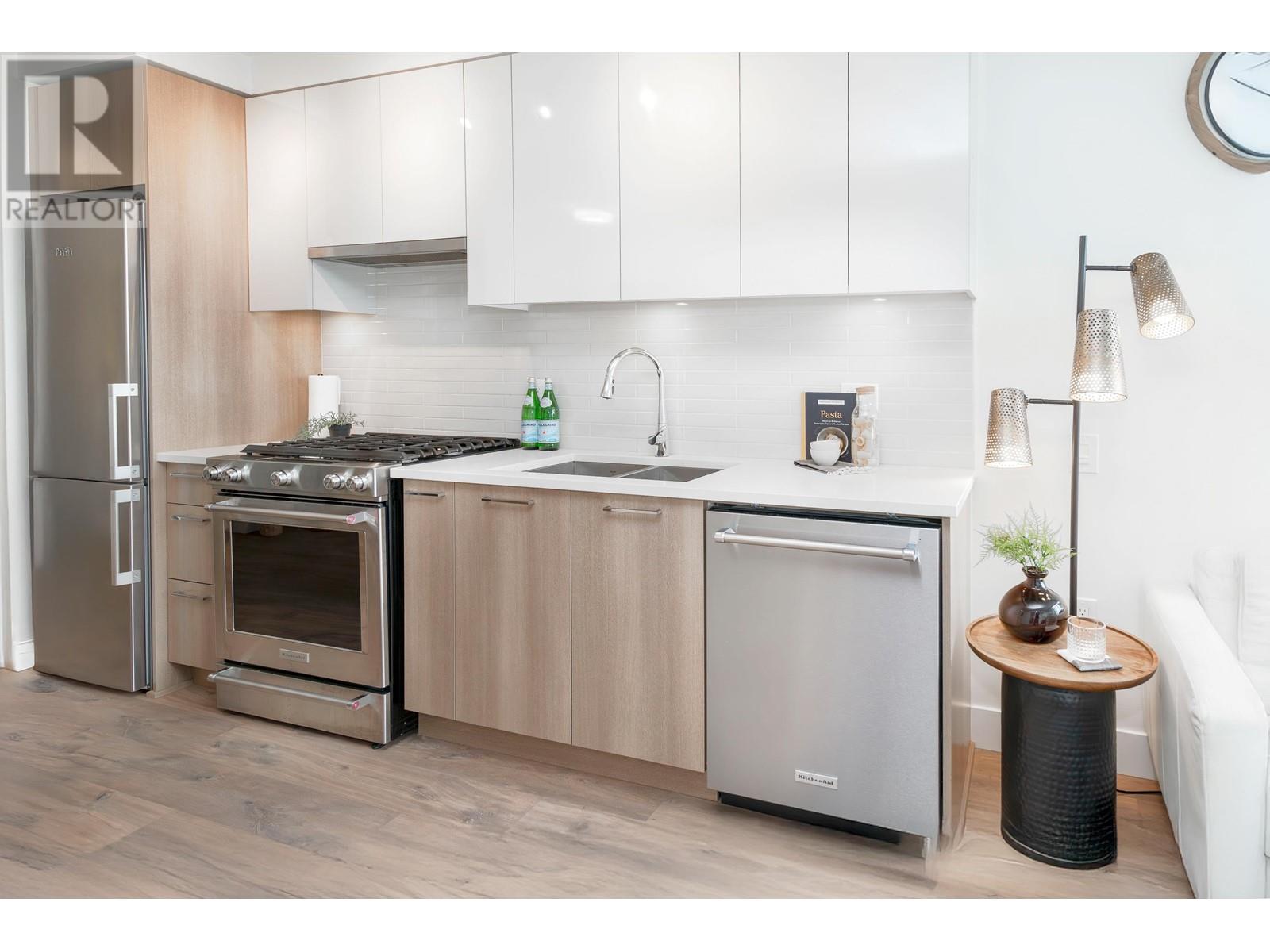 1209 258 Nelson's Court, New Westminster, British Columbia  V3L 0J9 - Photo 4 - R2977162