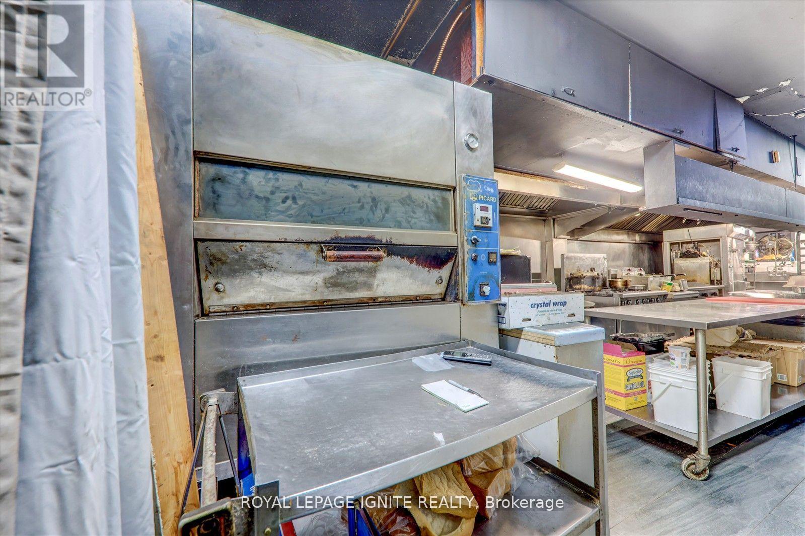 2398 Eglinton Avenue E, Toronto, Ontario  M1K 2P3 - Photo 13 - E12016024