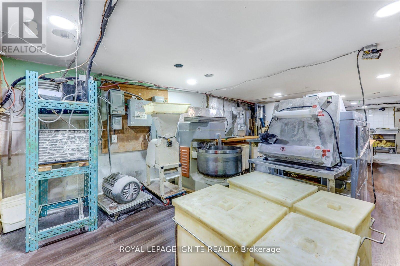 2398 Eglinton Avenue E, Toronto, Ontario  M1K 2P3 - Photo 28 - E12016024
