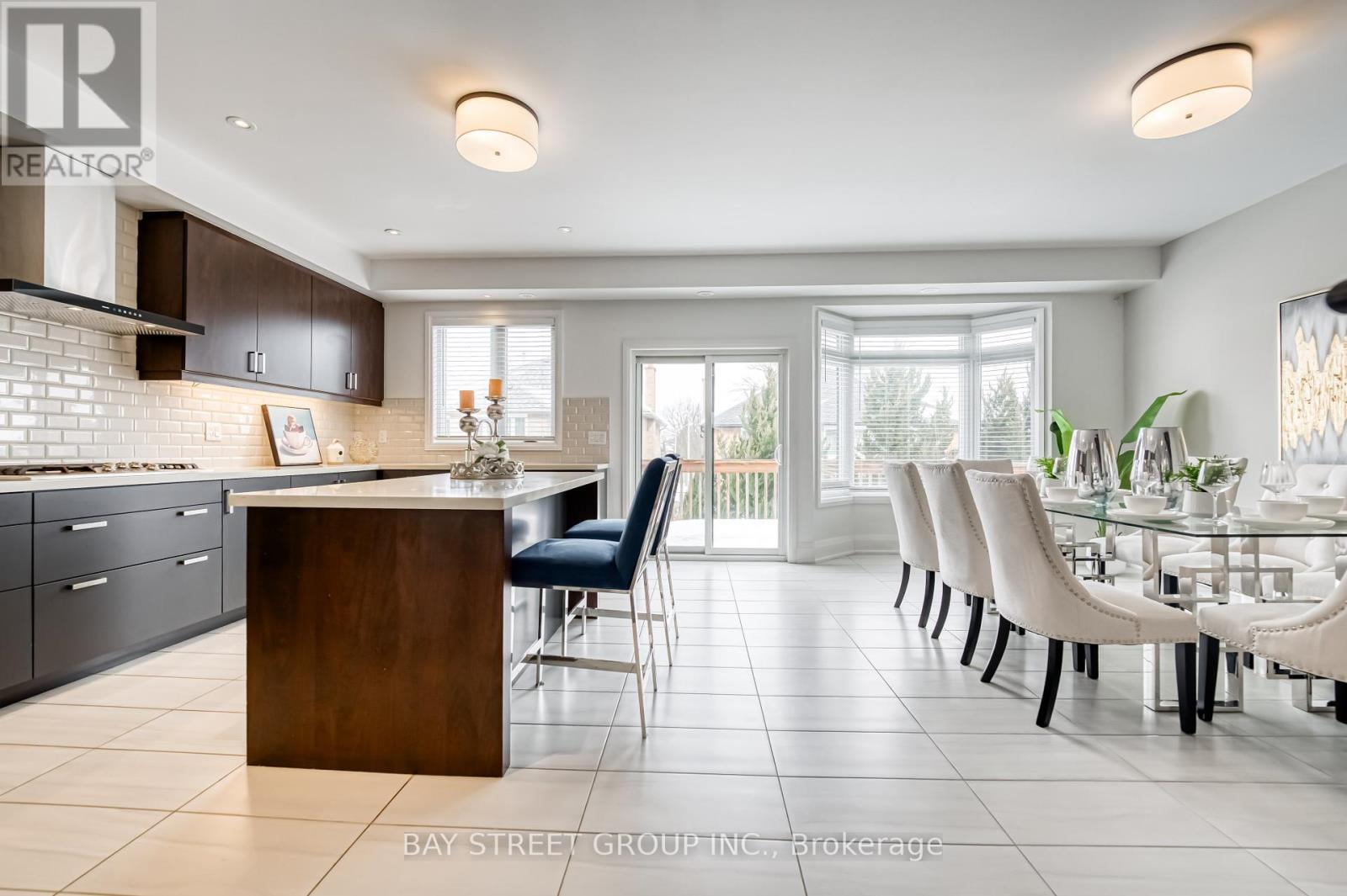 Th5 - 384 Highway 7 E, Richmond Hill, Ontario  L4B 0G5 - Photo 15 - N12015988