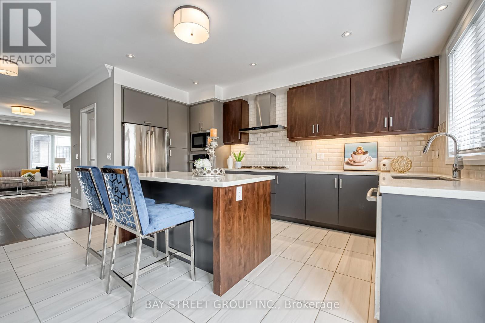 Th5 - 384 Highway 7 E, Richmond Hill, Ontario  L4B 0G5 - Photo 17 - N12015988