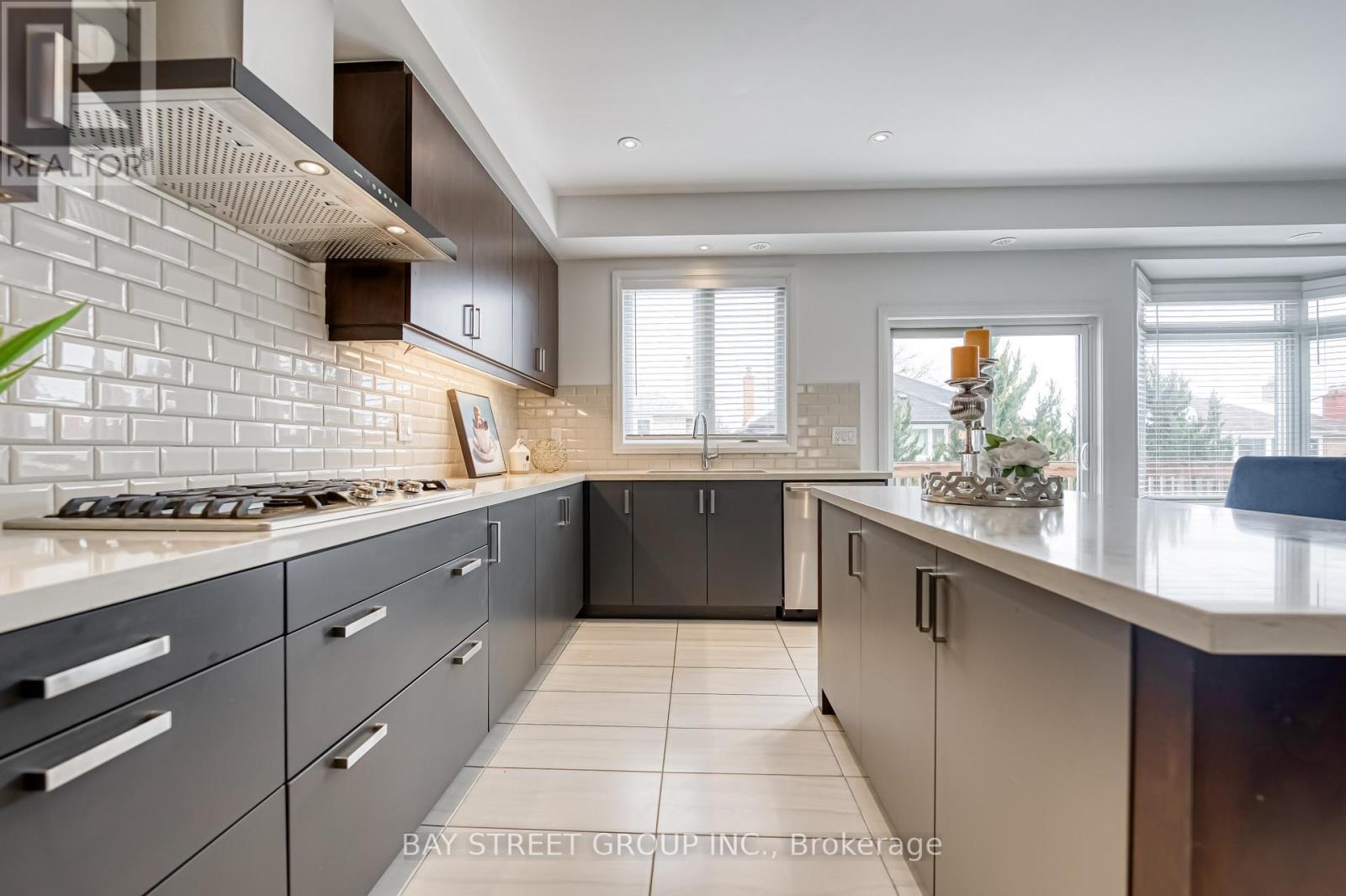 Th5 - 384 Highway 7 E, Richmond Hill, Ontario  L4B 0G5 - Photo 22 - N12015988