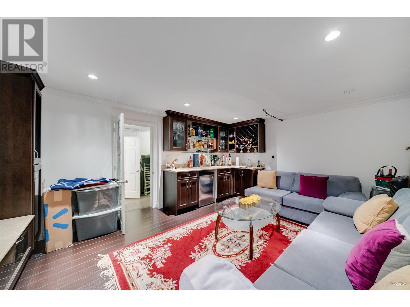 Listing Picture 29 of 39 : 1311 E 63RD AVENUE, Vancouver / 溫哥華 - 魯藝地產 Yvonne Lu Group - MLS Medallion Club Member