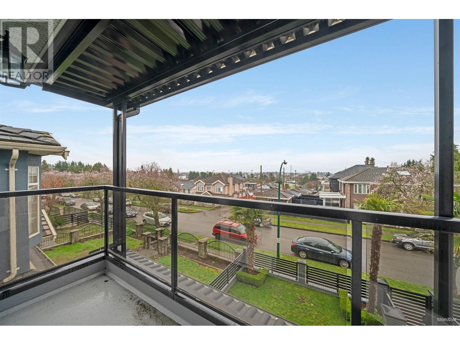 Listing Picture 38 of 39 : 1311 E 63RD AVENUE, Vancouver / 溫哥華 - 魯藝地產 Yvonne Lu Group - MLS Medallion Club Member