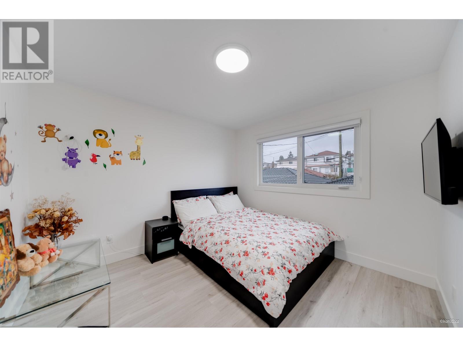 Listing Picture 19 of 39 : 1311 E 63RD AVENUE, Vancouver / 溫哥華 - 魯藝地產 Yvonne Lu Group - MLS Medallion Club Member