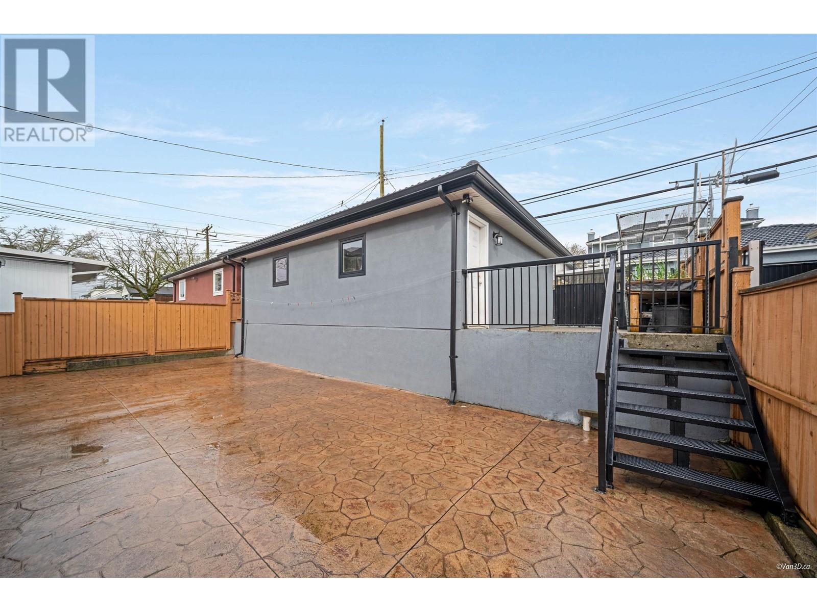 Listing Picture 35 of 39 : 1311 E 63RD AVENUE, Vancouver / 溫哥華 - 魯藝地產 Yvonne Lu Group - MLS Medallion Club Member