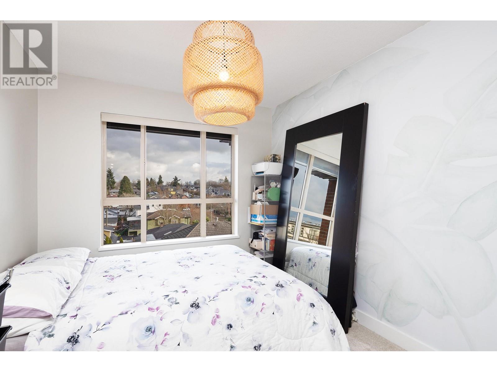 Listing Picture 25 of 34 : 320 4550 FRASER STREET, Vancouver / 溫哥華 - 魯藝地產 Yvonne Lu Group - MLS Medallion Club Member