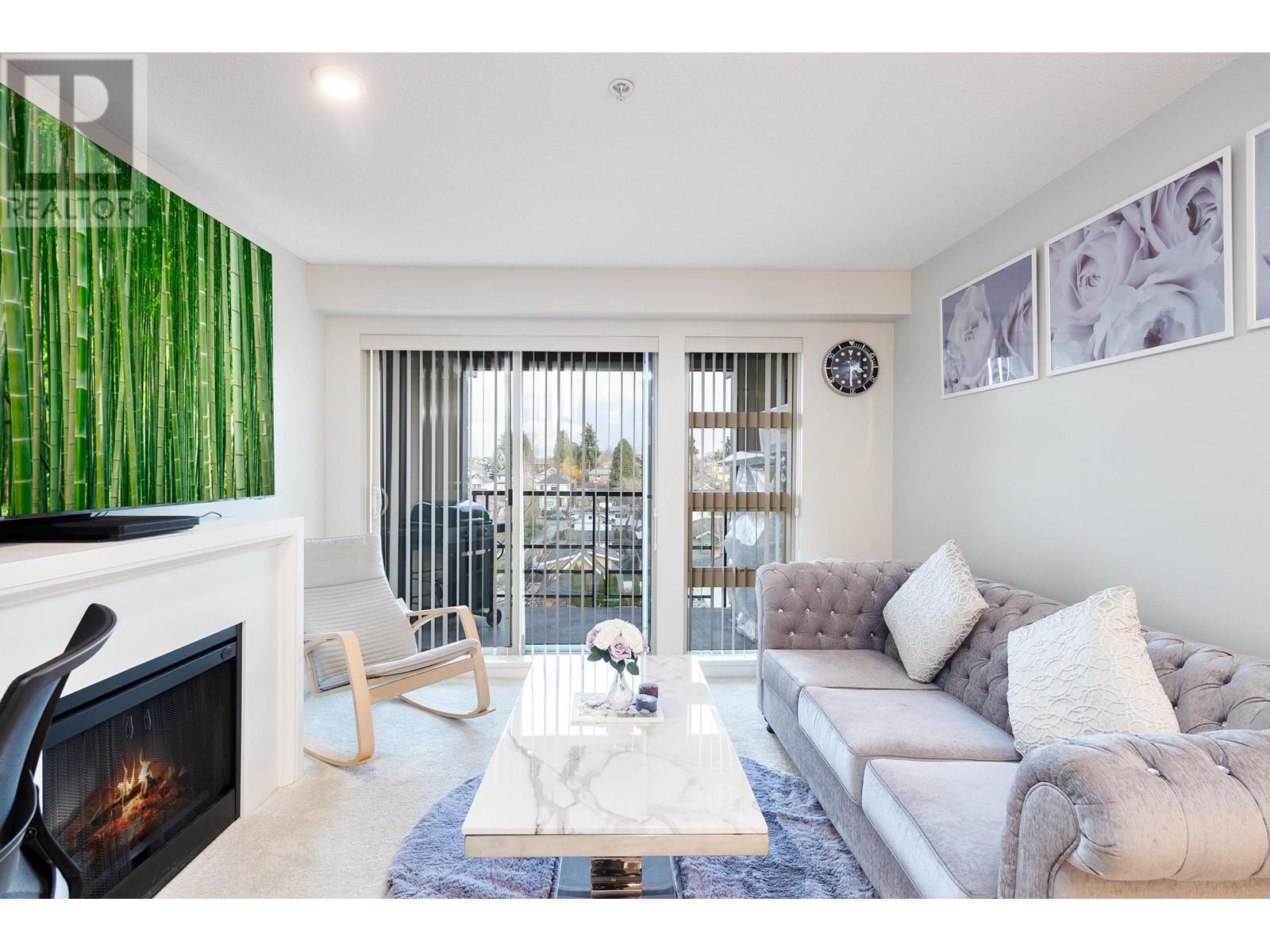 Listing Picture 17 of 34 : 320 4550 FRASER STREET, Vancouver / 溫哥華 - 魯藝地產 Yvonne Lu Group - MLS Medallion Club Member