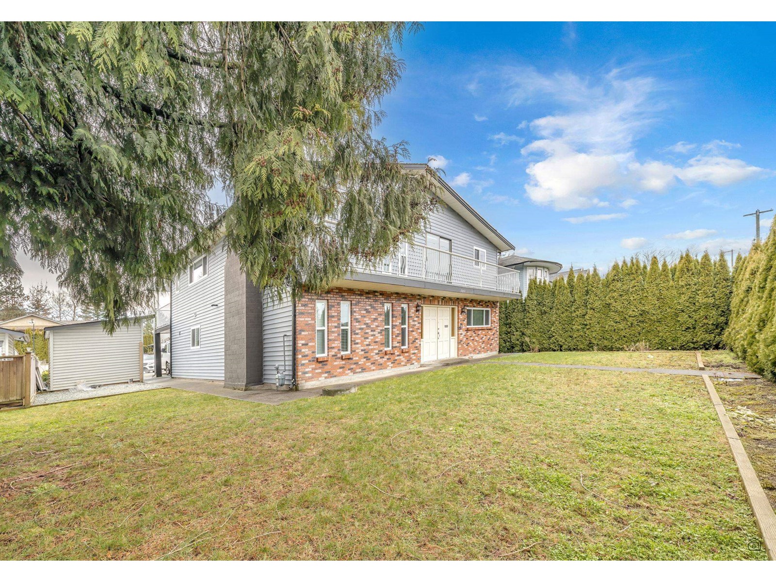 Property at 13052 64 AVENUE image 2