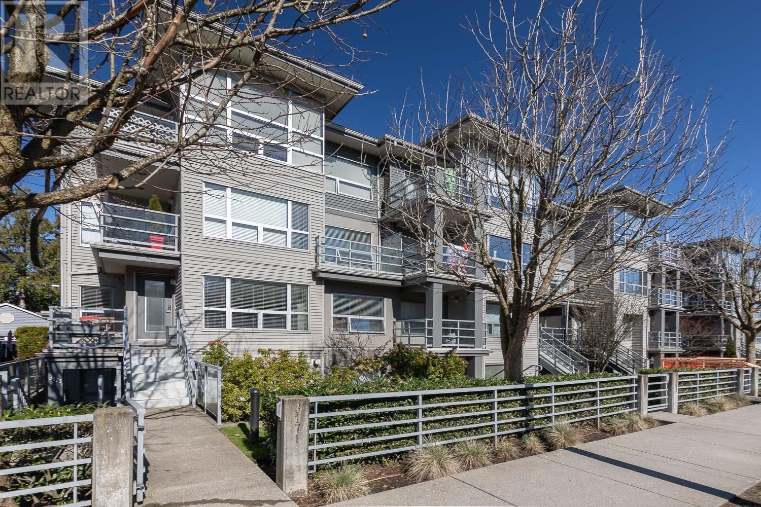 Listing Picture 19 of 21 : 3171 W 4TH AVENUE, Vancouver / 溫哥華 - 魯藝地產 Yvonne Lu Group - MLS Medallion Club Member