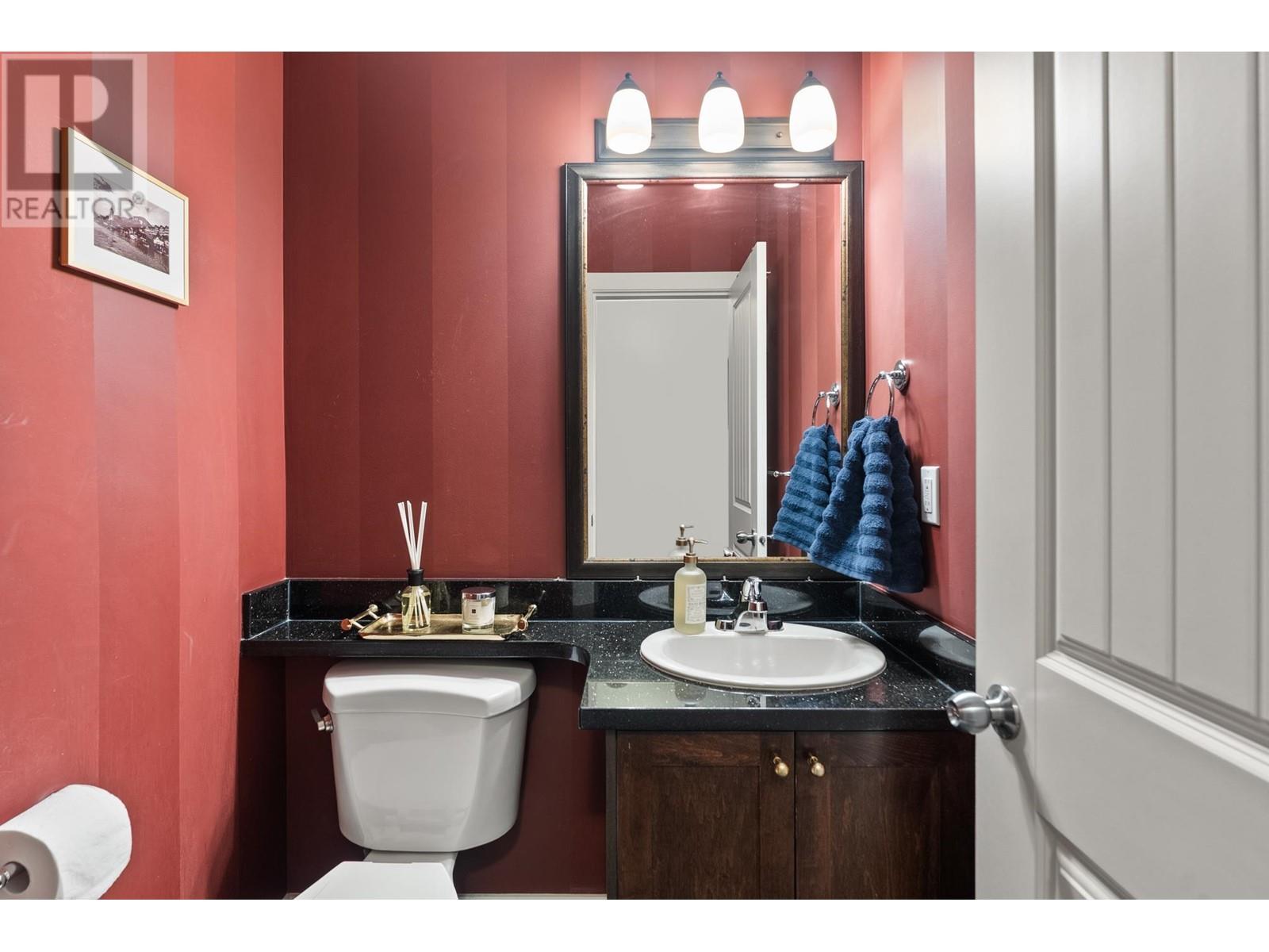 Listing Picture 16 of 40 : 1 12251 NO. 2 ROAD, Richmond / 烈治文 - 魯藝地產 Yvonne Lu Group - MLS Medallion Club Member