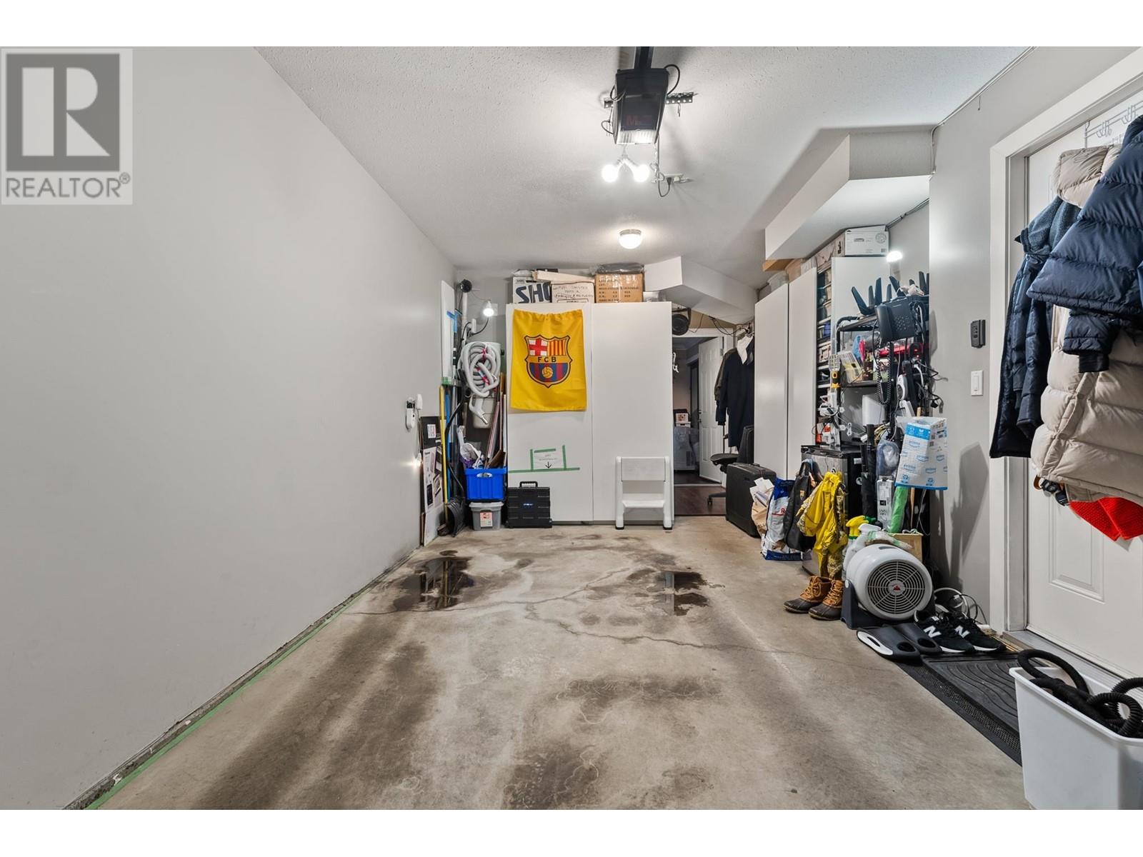 Listing Picture 29 of 40 : 1 12251 NO. 2 ROAD, Richmond / 烈治文 - 魯藝地產 Yvonne Lu Group - MLS Medallion Club Member