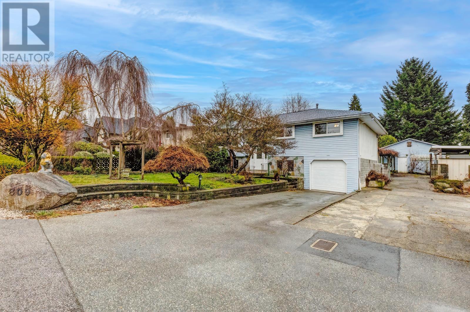 809 LILLIAN STREET, Coquitlam, British Columbia