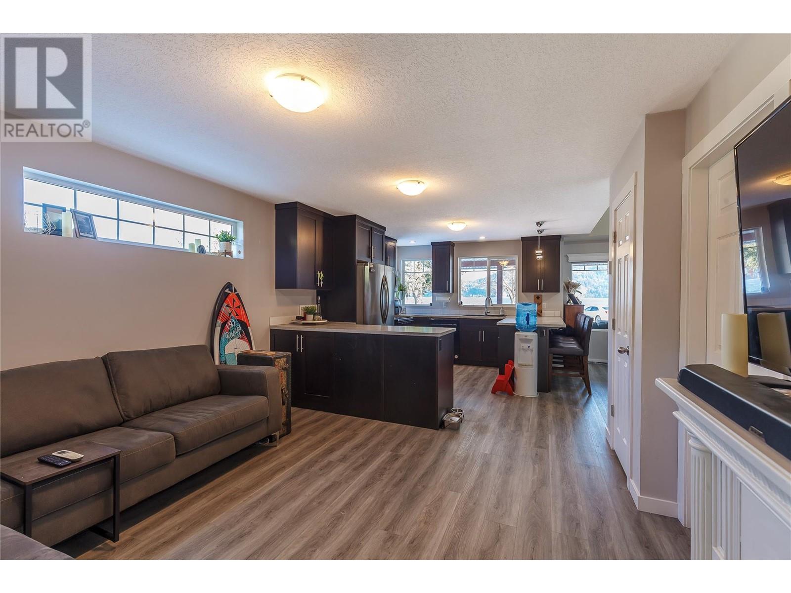 42 Lakeshore Drive, Vernon, British Columbia  V1H 2A1 - Photo 27 - 10335242